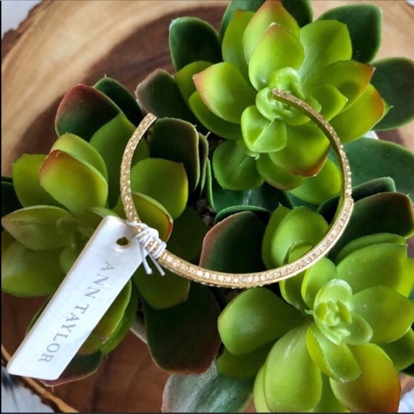 Modern gold rhinestone stack bracelet NEW - Picture 2 of 7